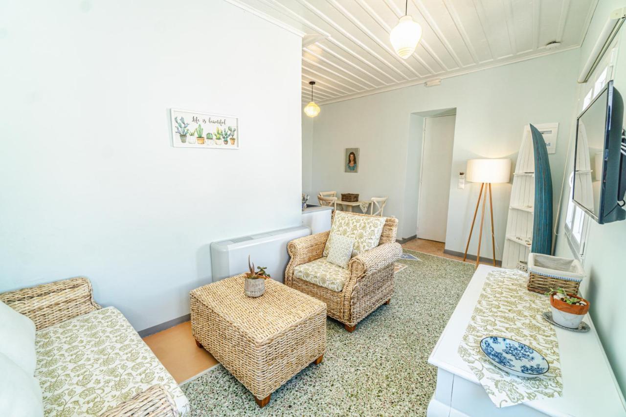 Castel Abaso Boutique Apartments By Explore Andros Екстер'єр фото