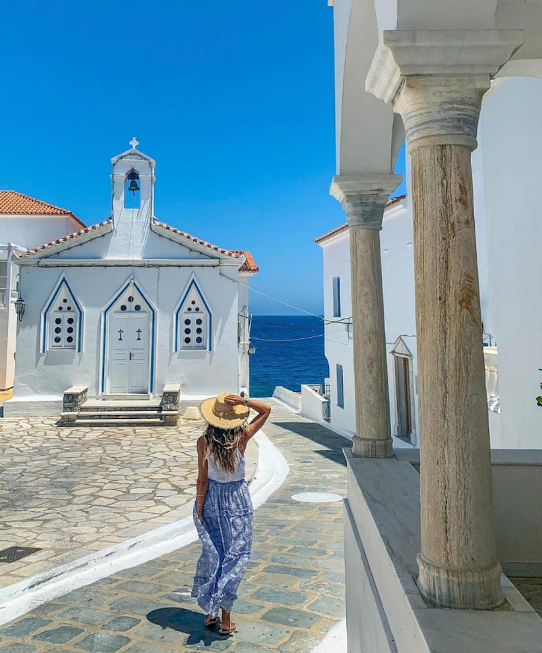 Castel Abaso Boutique Apartments By Explore Andros Екстер'єр фото