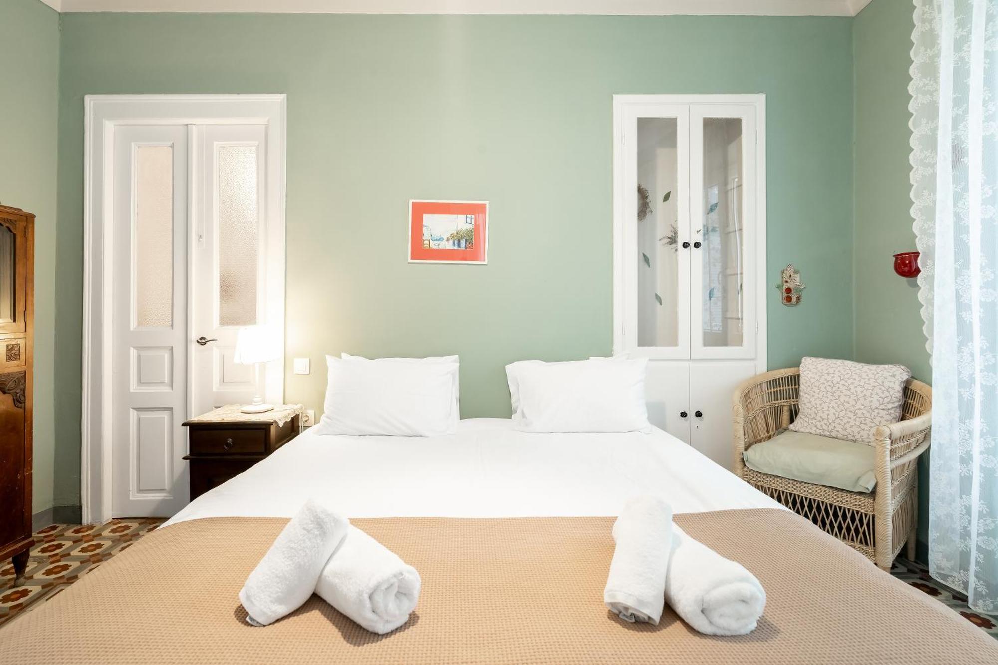 Castel Abaso Boutique Apartments By Explore Andros Екстер'єр фото