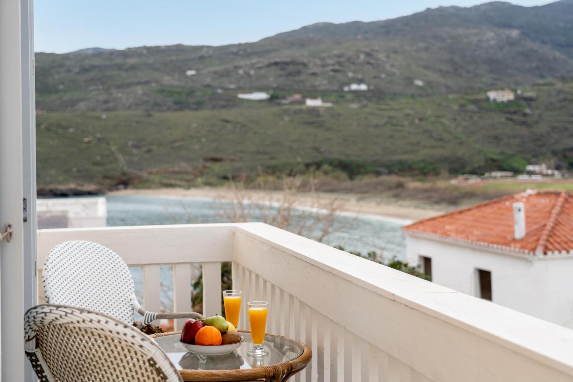 Castel Abaso Boutique Apartments By Explore Andros Екстер'єр фото