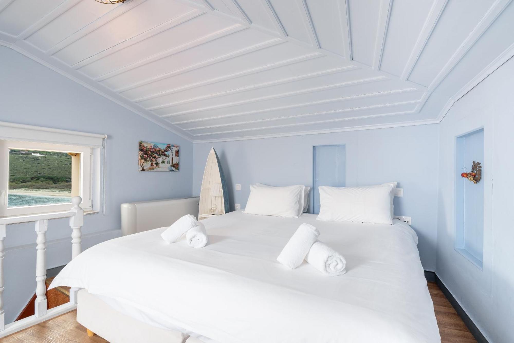 Castel Abaso Boutique Apartments By Explore Andros Екстер'єр фото
